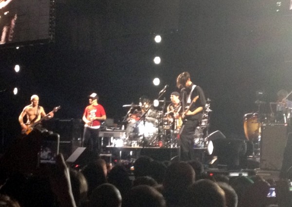 Red Hot Chili Peppers ohromili viedenskú Standthalle dvojhodinovou koncertnou šou