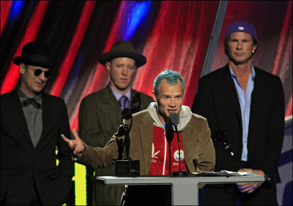 Flea počas príhovoru sa neubránil slzám