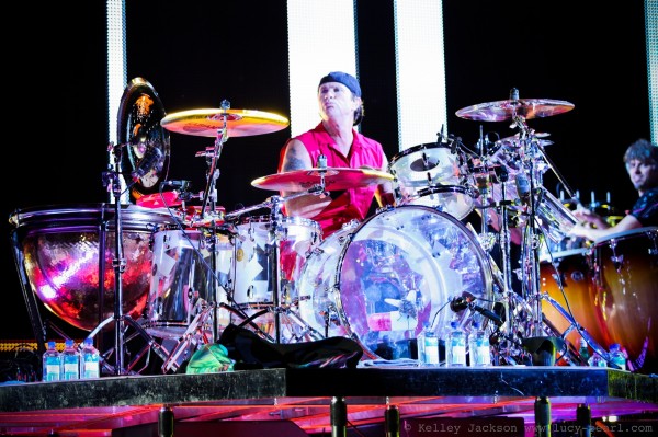 chad-smith-tampa-bay-times-forum-florida-march-29th-2012[1]